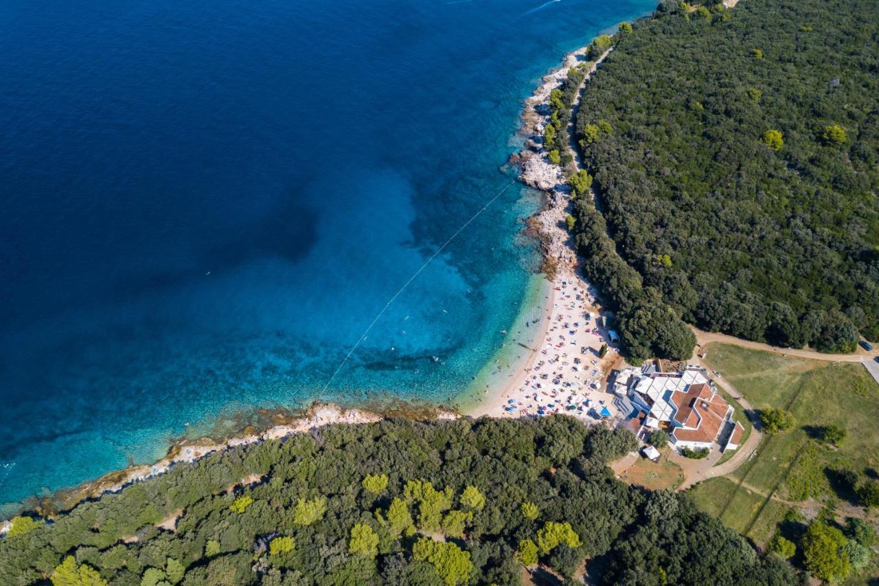 Апартаменты Cubo Пула Экстерьер фото